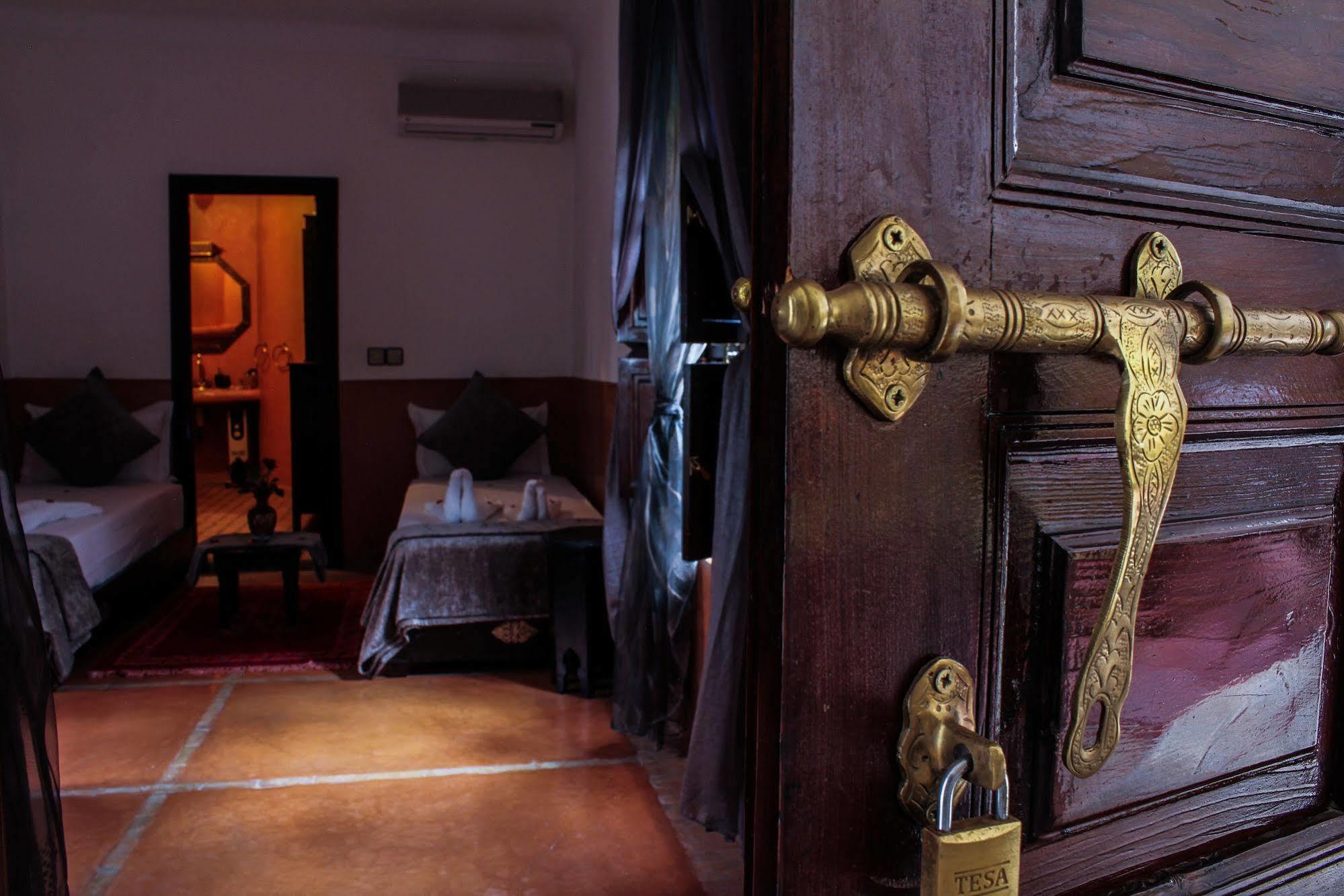 Le Pavillon Oriental Hotel Marrakesh Bagian luar foto